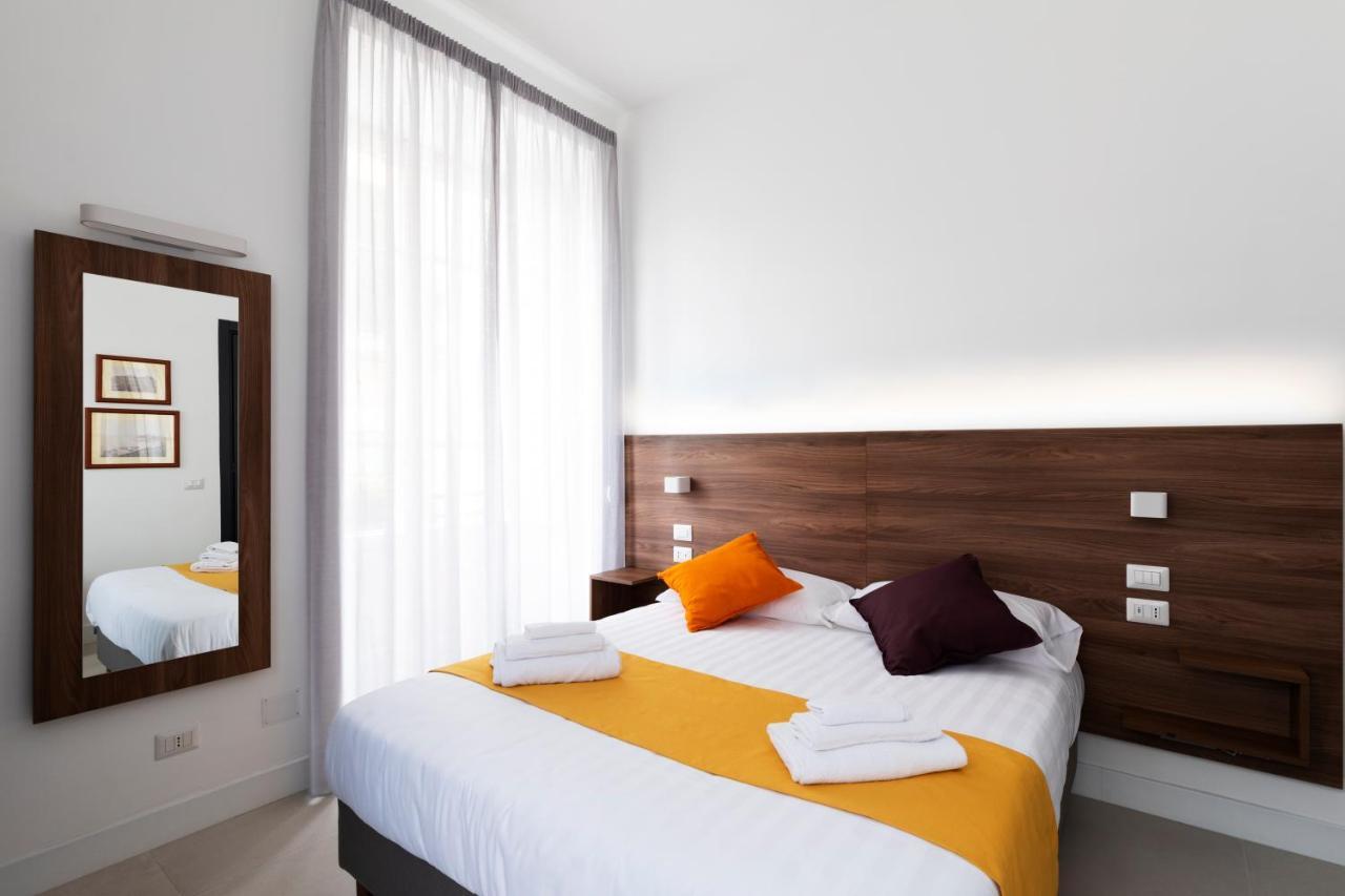 Acate81 Lifestyle Apartment Napoli Bagian luar foto